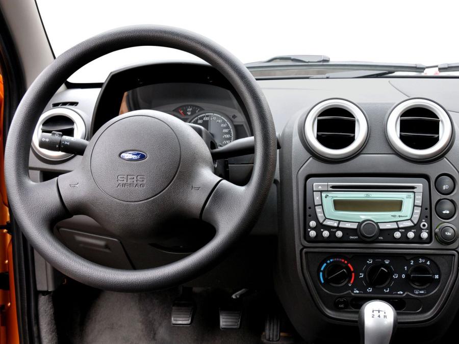  Ford Ka Sport 2011 года  (BR) (фото 4 из 10)